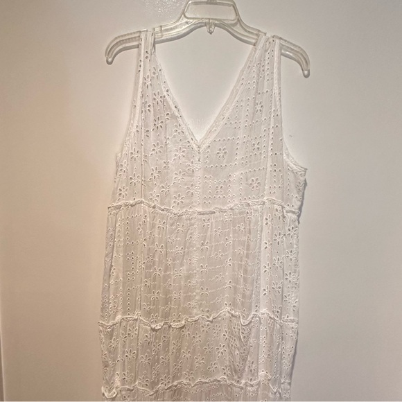 Johnny was Etheral white dress eyelet and silk and cotton and slip - Picture 6 of 16
